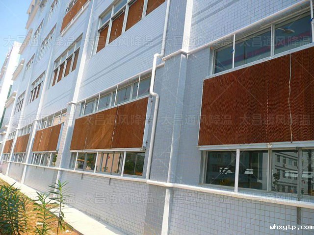 生产车间该如何降温？使用水帘降温