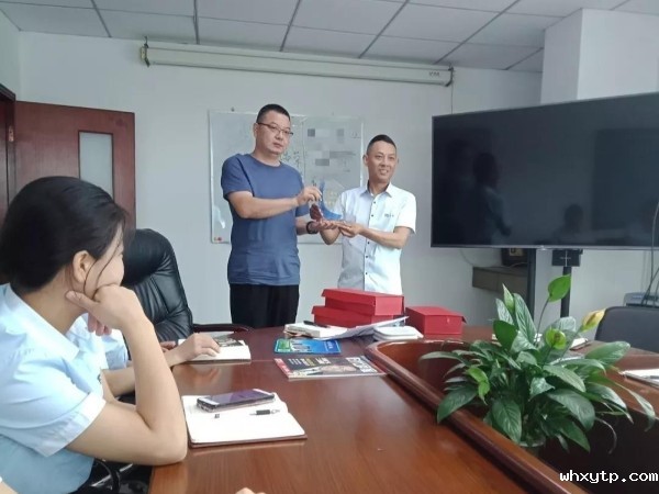 努力前行  不负春光